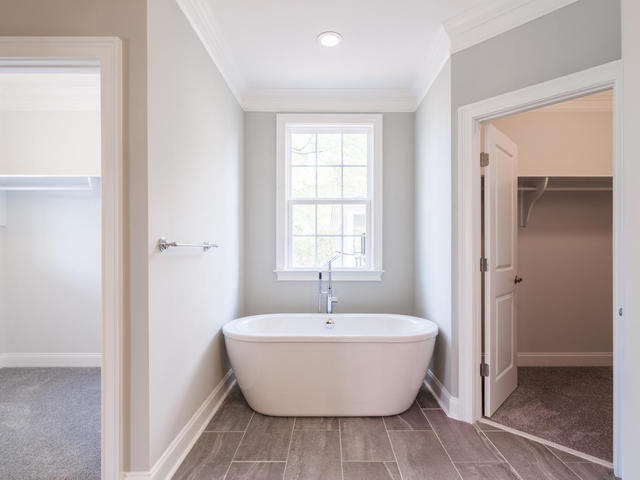 2789 Parkers Landing Road Mount Pleasant, SC 29466 - Photo 23 of 45 Owners bath