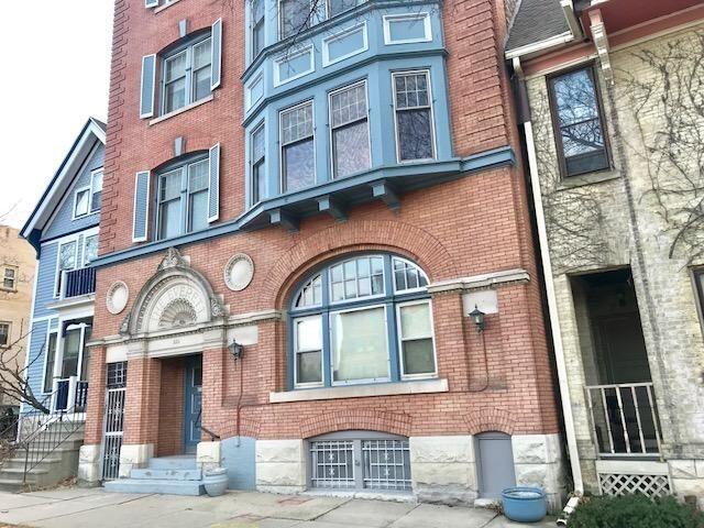 815 East Knapp Street, Unit 1 Milwaukee, WI 53202 - Photo 2 of 34 knapp2