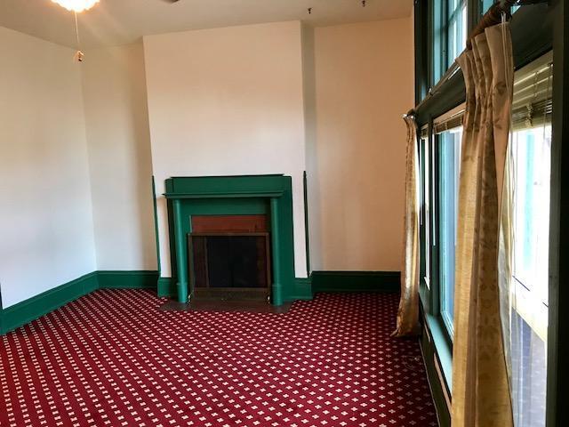 815 East Knapp Street, Unit 1 Milwaukee, WI 53202 - Photo 4 of 34 KN2