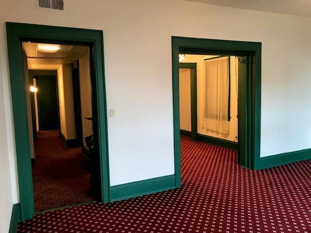 815 East Knapp Street, Unit 1 Milwaukee, WI 53202 - Photo 6 of 34 KN4