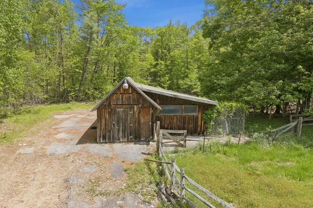 $950,000 | 248 Morse Road, Norway, ME 04268