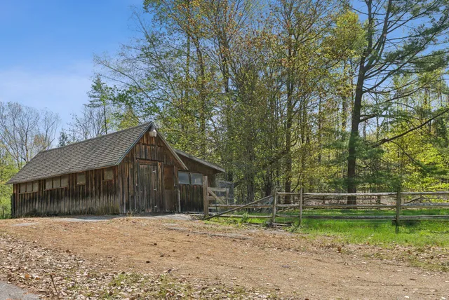 $950,000 | 248 Morse Road, Norway, ME 04268