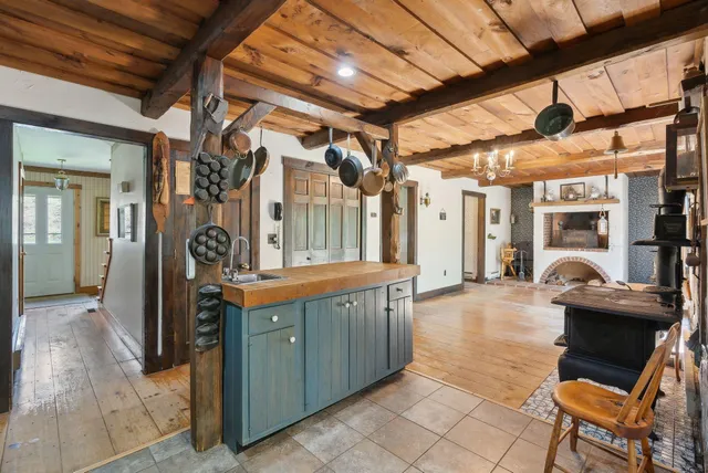 $950,000 | 248 Morse Road, Norway, ME 04268