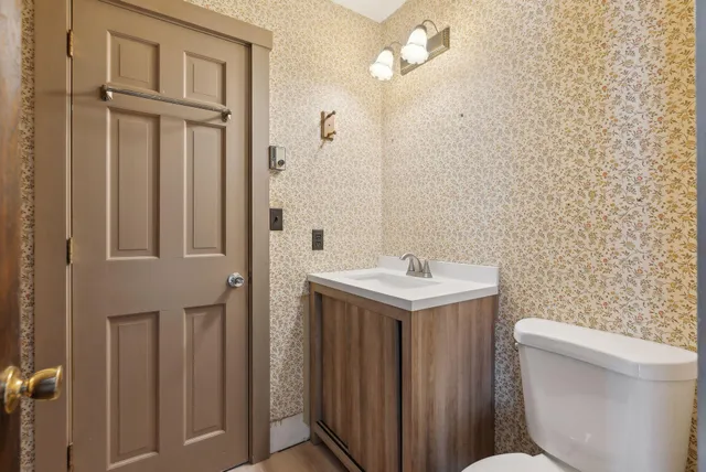 $950,000 | 248 Morse Road, Norway, ME 04268