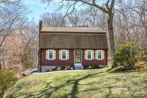 $695,000 | 31 Remington Lane, Plymouth, MA 02360