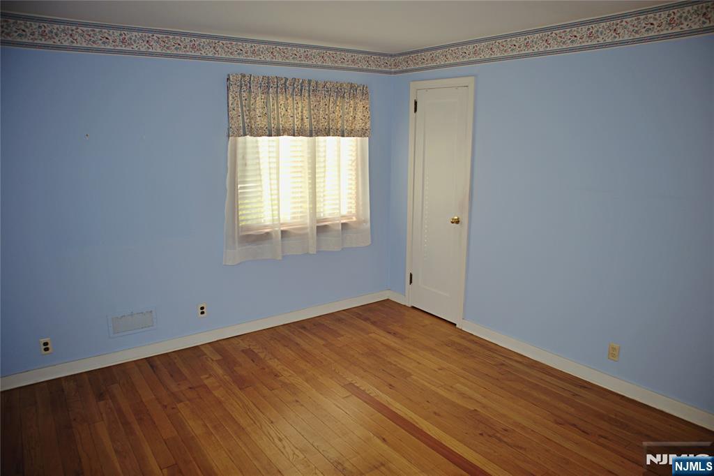 138 11th Street Wood-Ridge, NJ 07075 - Photo 16 of 30 Gallery Image 16