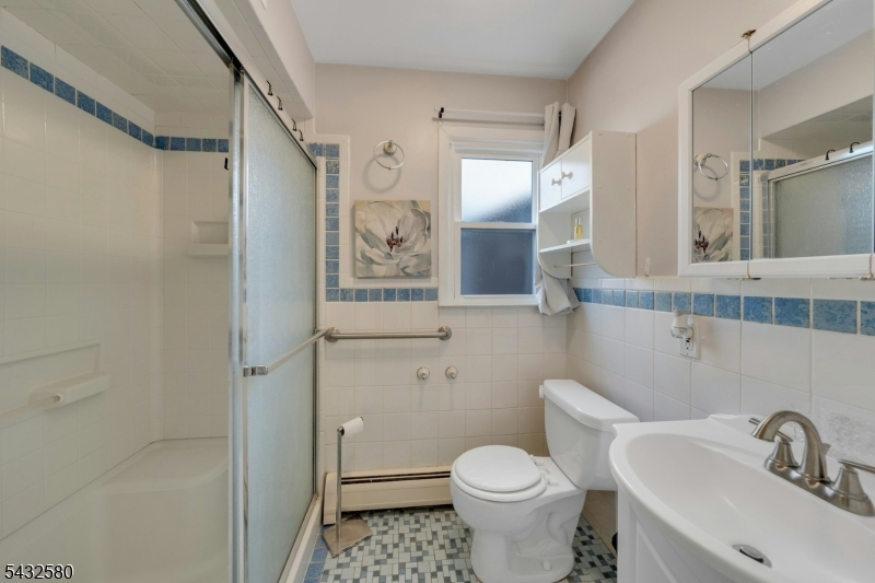 2657 Spruce Street Union, NJ 07083 - Photo 30 of 44