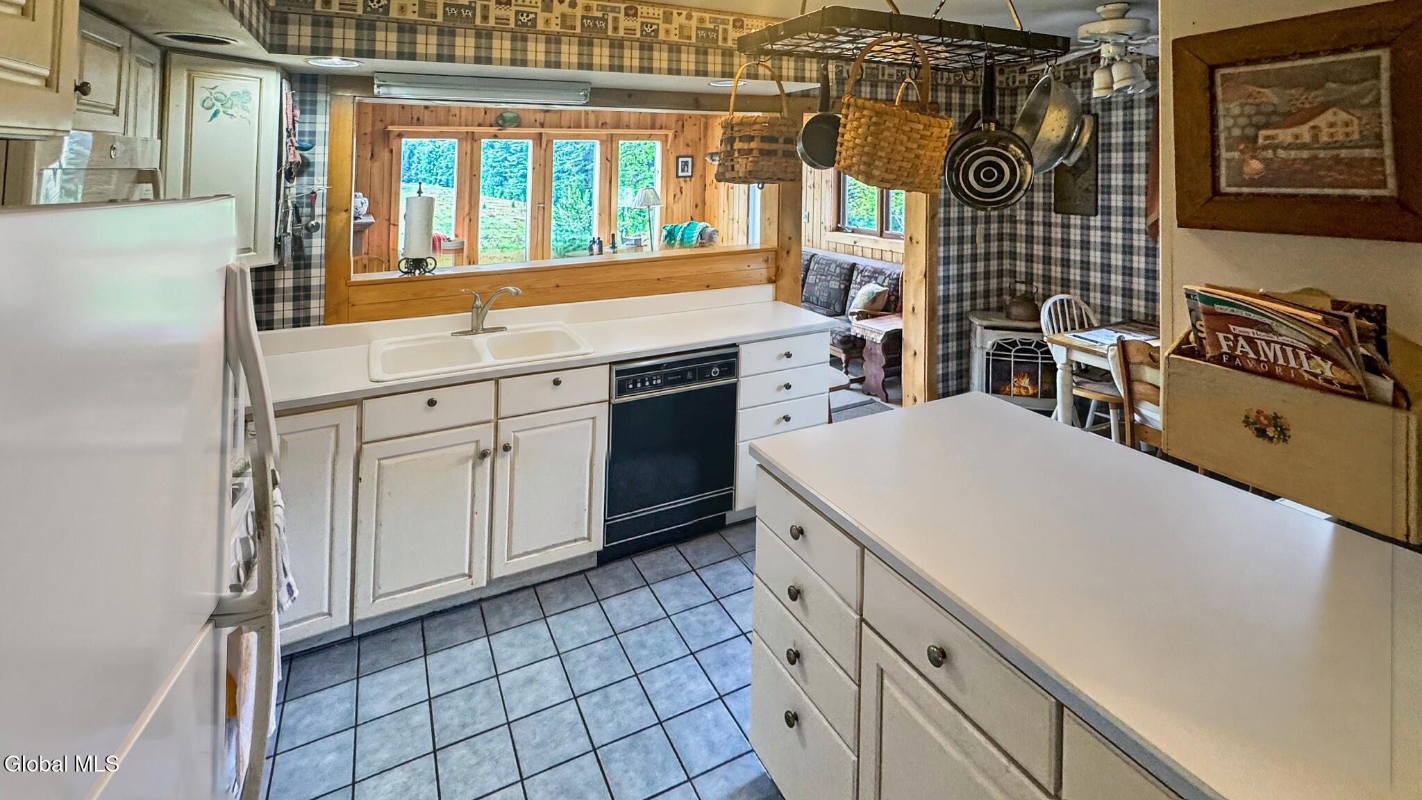 241 Perry Road Chester, NY 12853 - Photo 7 of 38 Ds11b