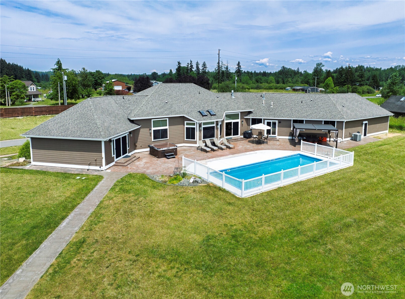 9704 304th Street East Graham, WA 98338 - Photo 4 of 39