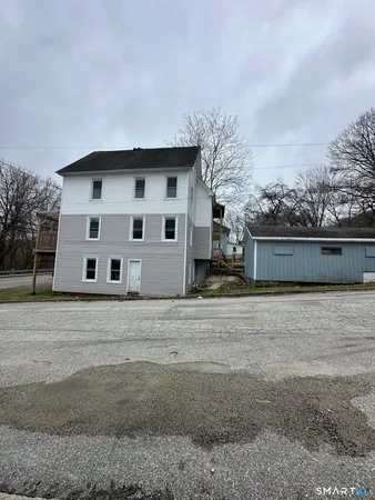 $299,900 | 104 Norwich Avenue, Norwich, CT 06360