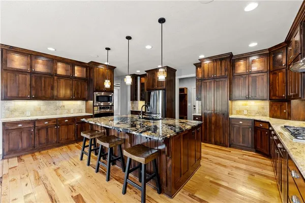 $820,000 | 22414 West 58th Street, Shawnee, KS 66226