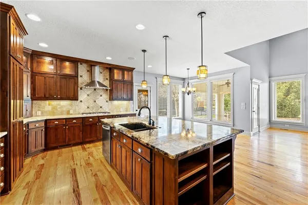 $820,000 | 22414 West 58th Street, Shawnee, KS 66226