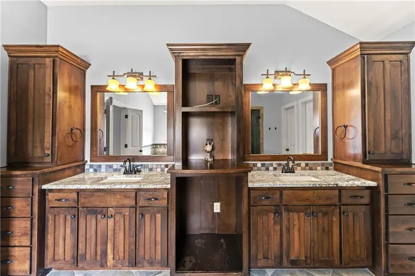 $820,000 | 22414 West 58th Street, Shawnee, KS 66226