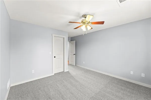 $820,000 | 22414 West 58th Street, Shawnee, KS 66226