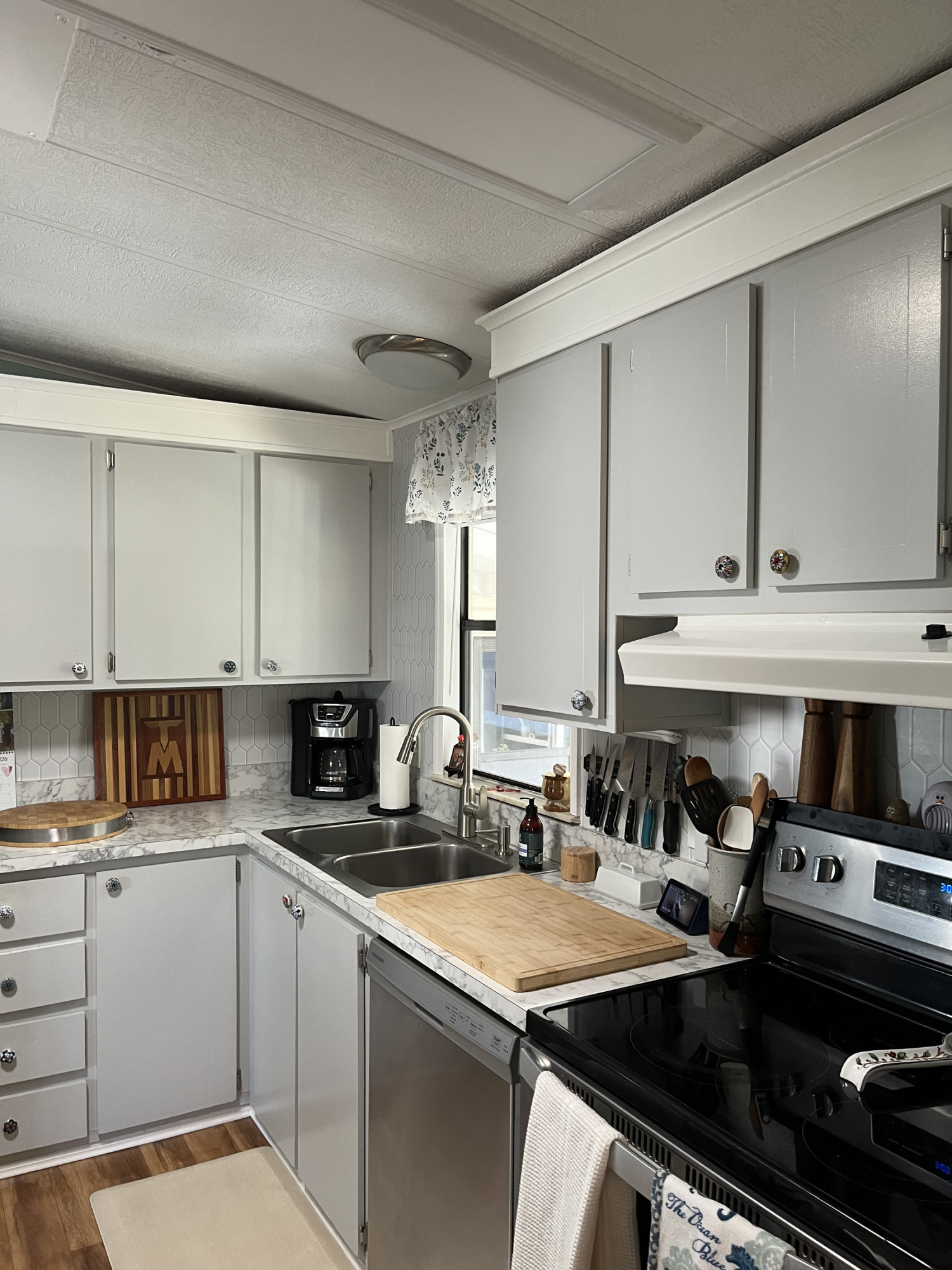 1694 Booth Bay Court Fort Pierce, FL 34945 - Photo 4 of 16 IMG_2715