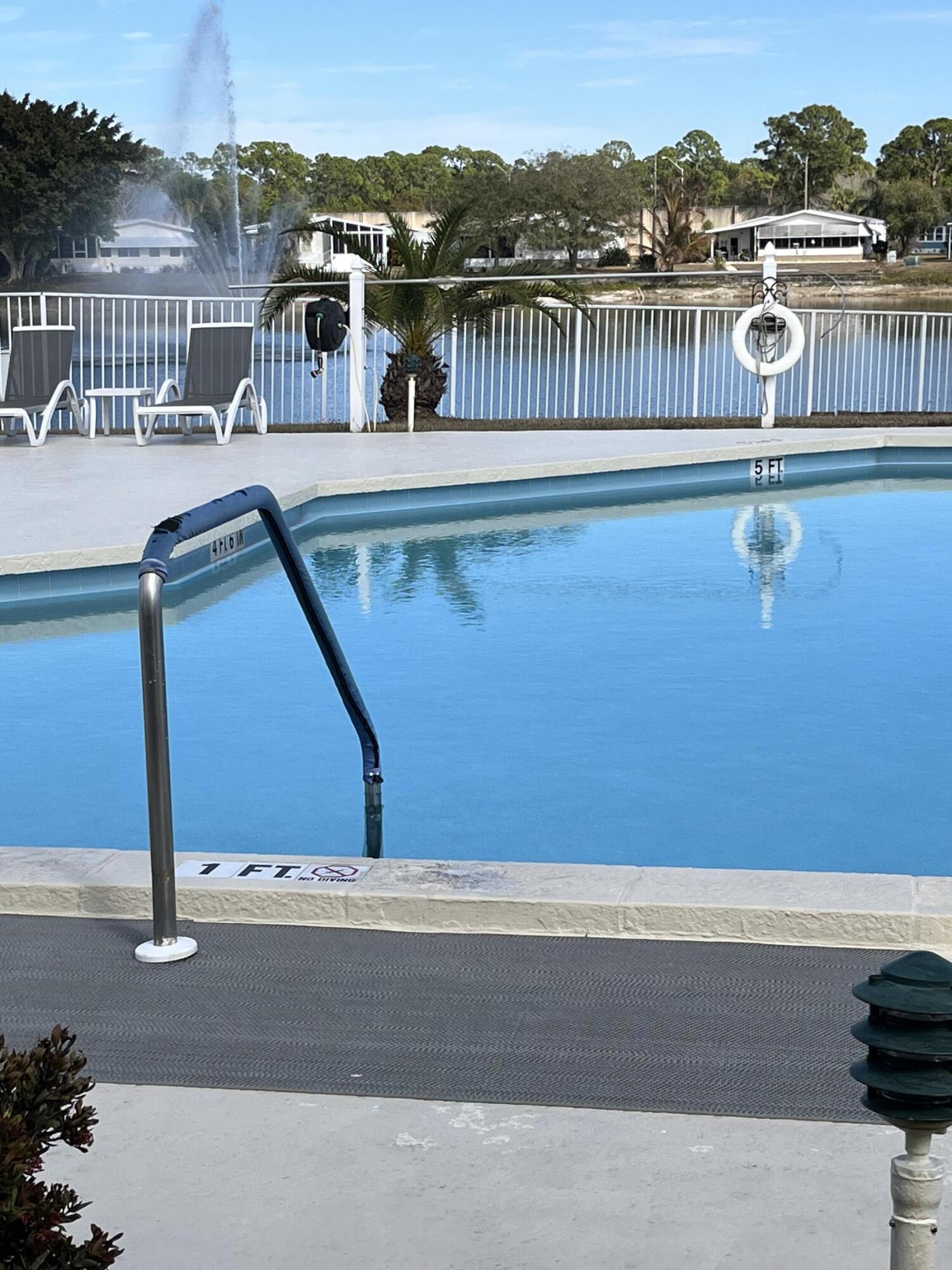 1694 Booth Bay Court Fort Pierce, FL 34945 - Photo 7 of 16 IMG_2704