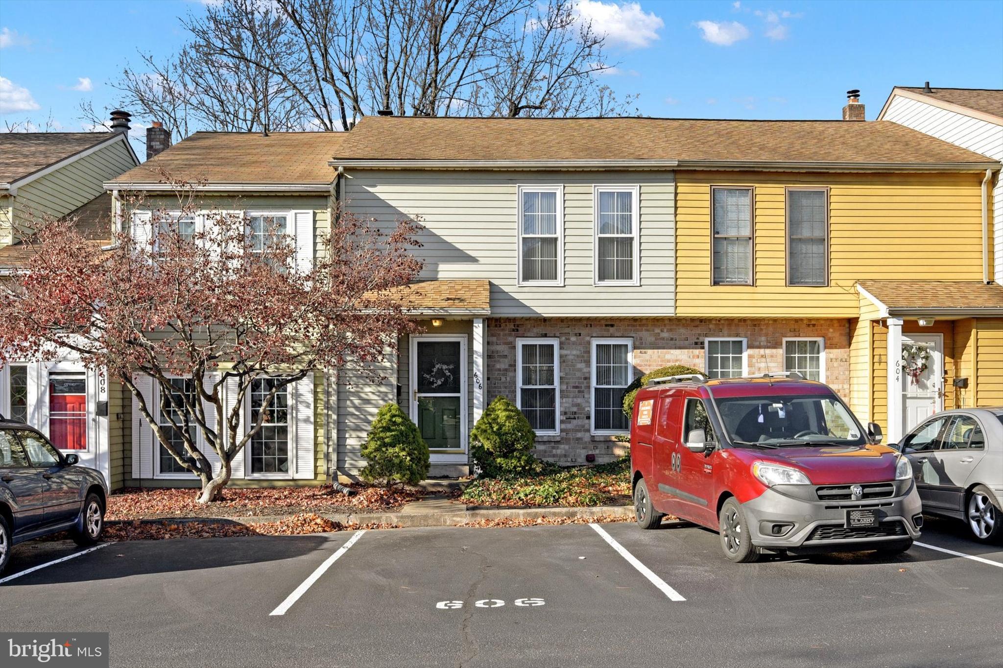 606 Lopax Road Harrisburg, PA 17112 - Photo 1 of 32 Gallery Image 1