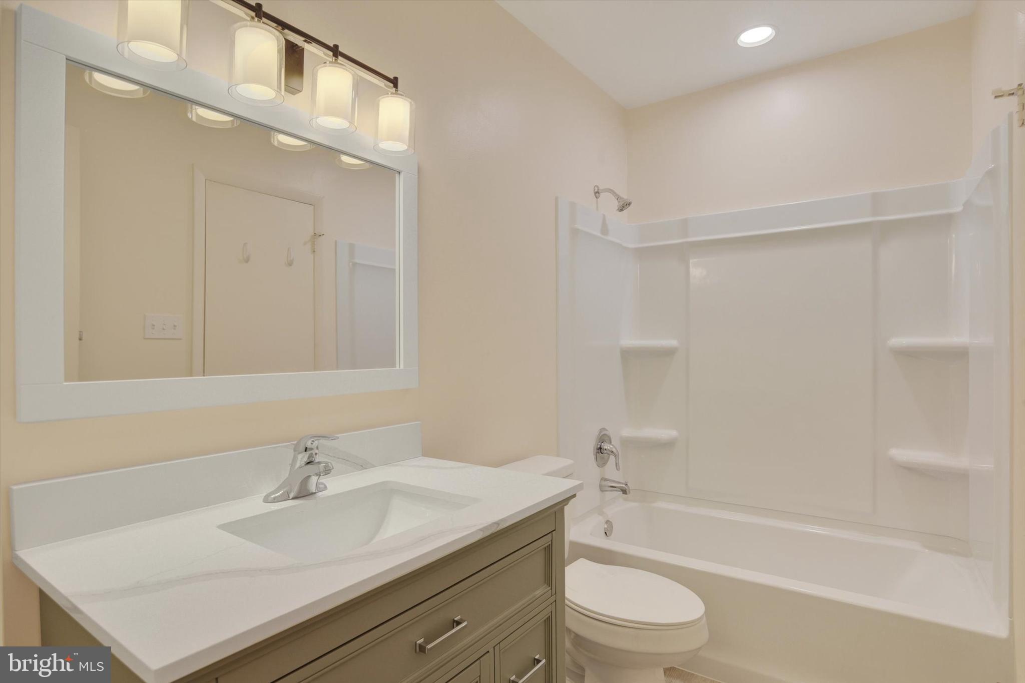 606 Lopax Road Harrisburg, PA 17112 - Photo 14 of 32 Gallery Image 14