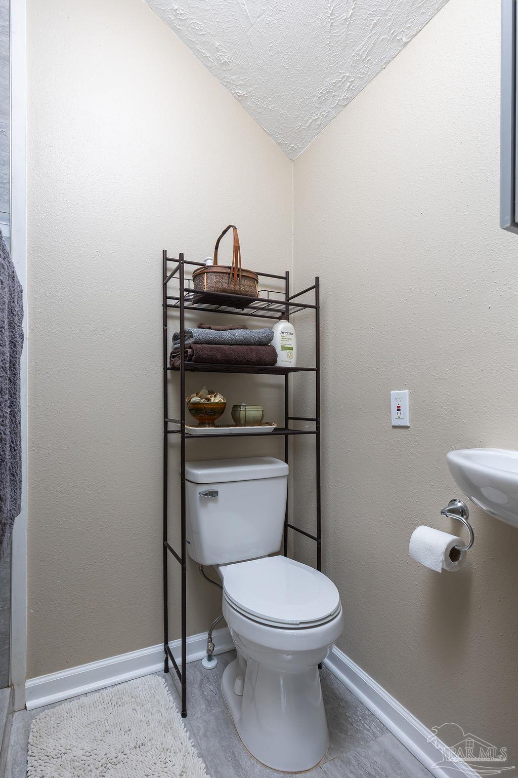 111 Country Club Road Pensacola, FL 32507 - Photo 17 of 44 Bonus Room Ensuite Bath with Large Shower