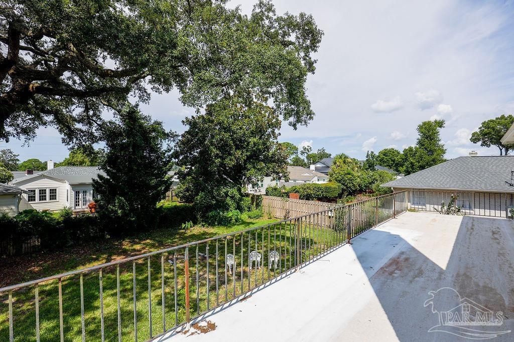 111 Country Club Road Pensacola, FL 32507 - Photo 27 of 44 Main Suite Balcony Access