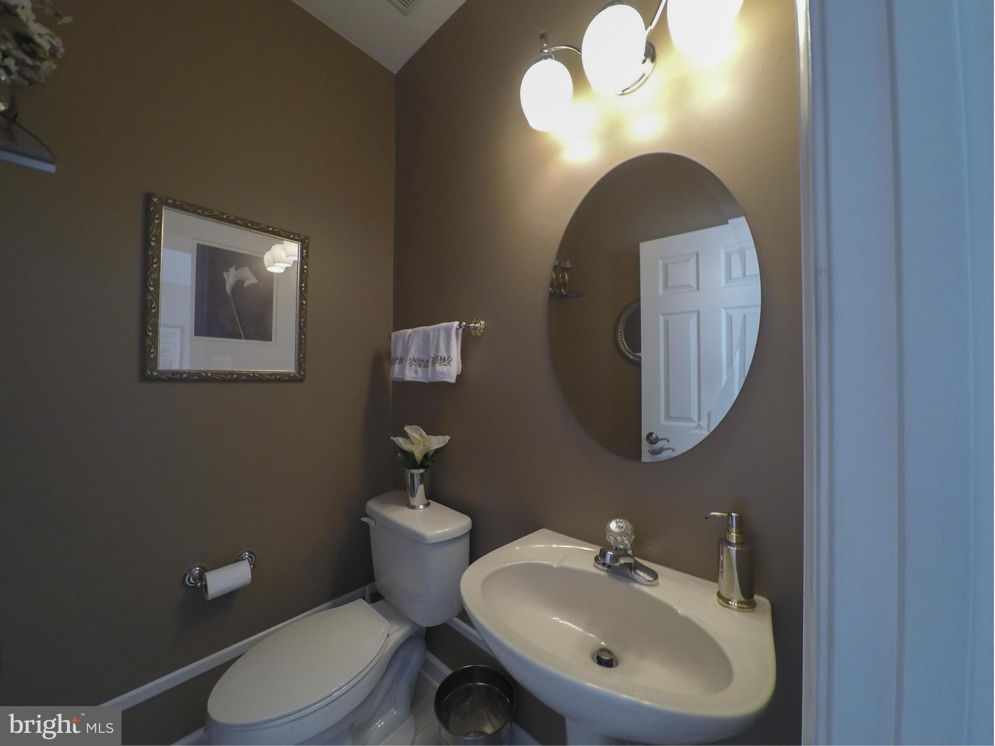 1272 Breckenridge Circle Riva, MD 21140 - Photo 14 of 30 Main Level Powder Room