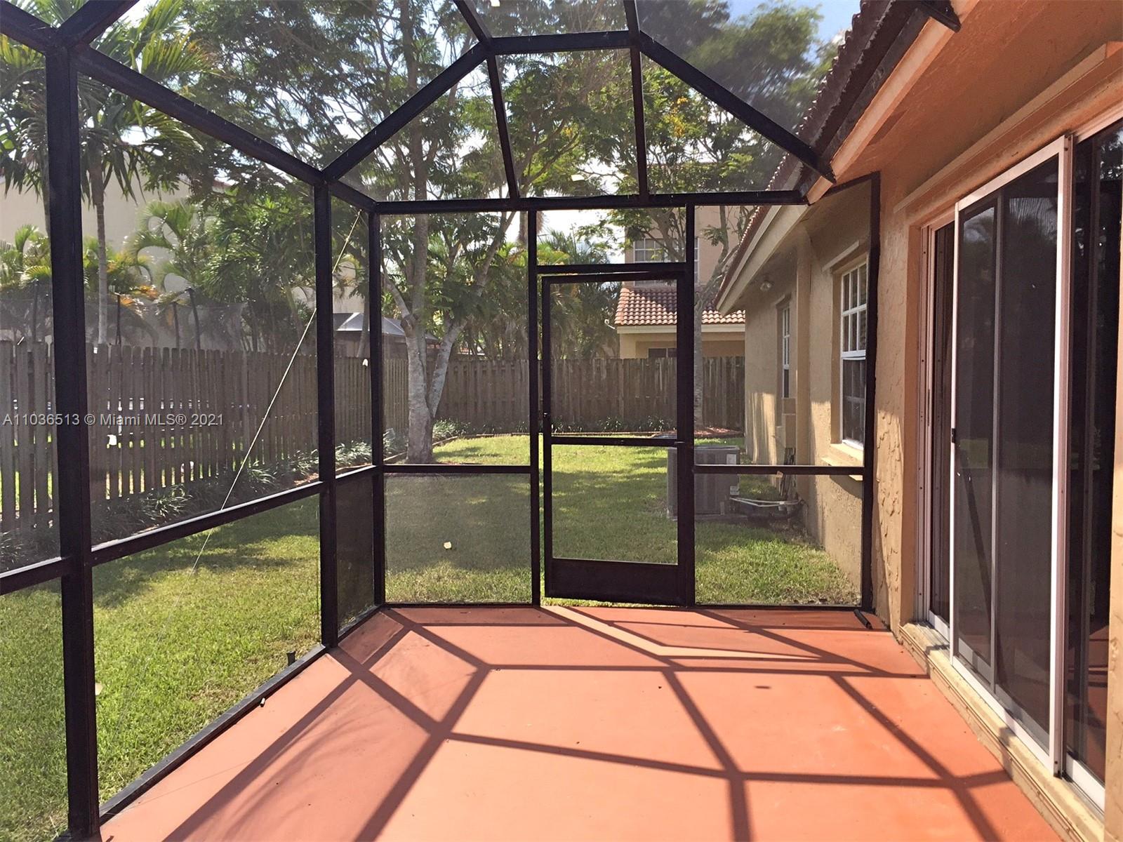 1350 Seagrape Circle Weston, FL 33326 - Photo 14 of 17