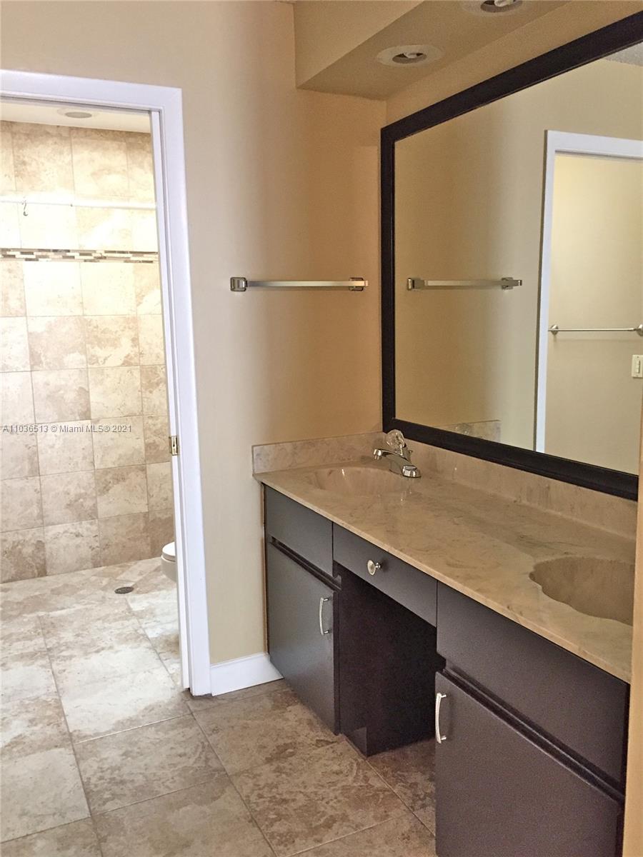 1350 Seagrape Circle Weston, FL 33326 - Photo 9 of 17