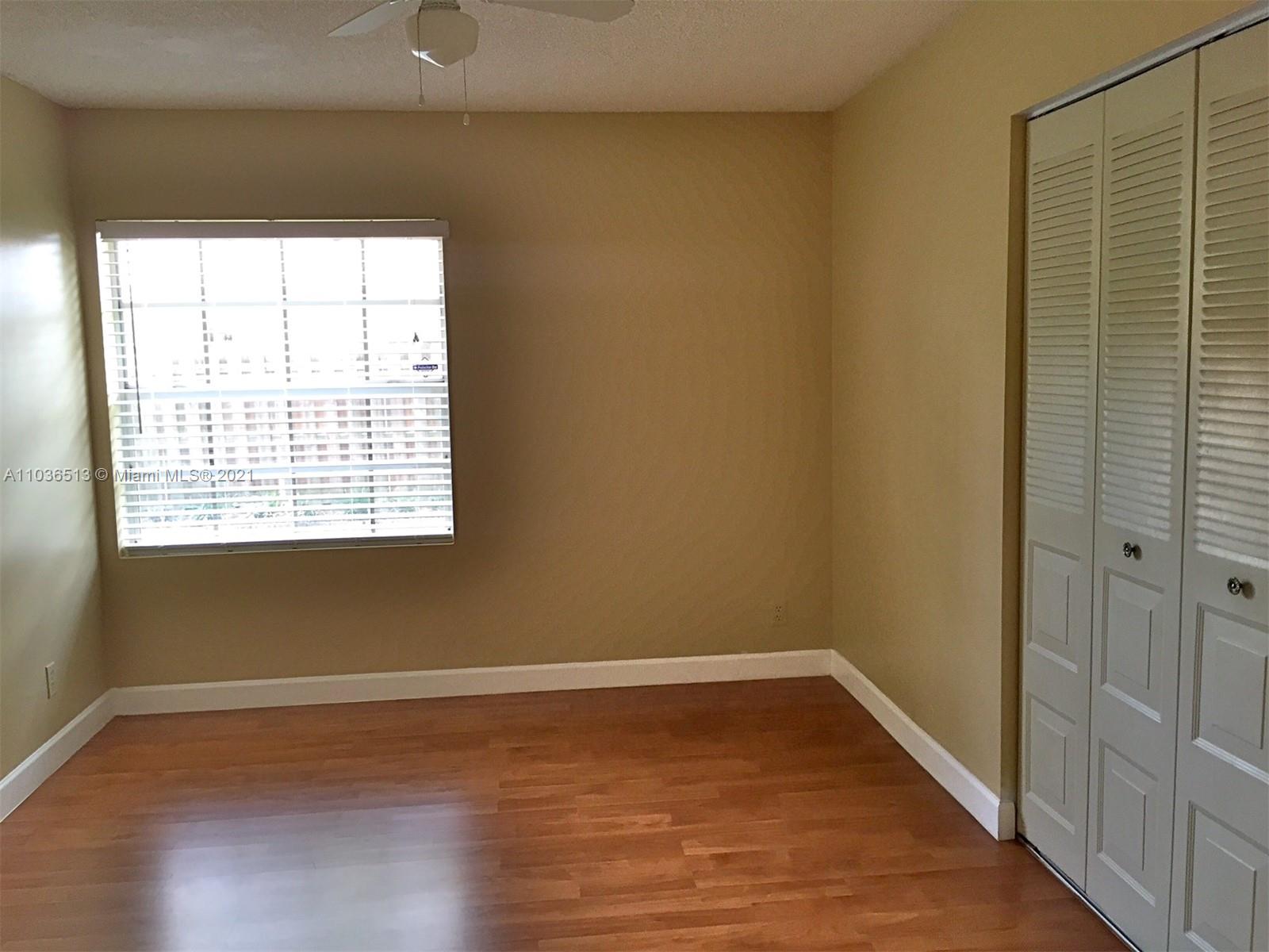 1350 Seagrape Circle Weston, FL 33326 - Photo 10 of 17