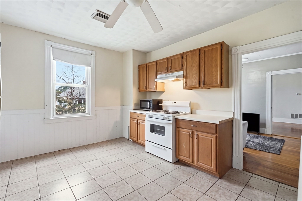 71-77 Acton Street Springfield, MA 01151 - Photo 2 of 42 Gallery Image 2