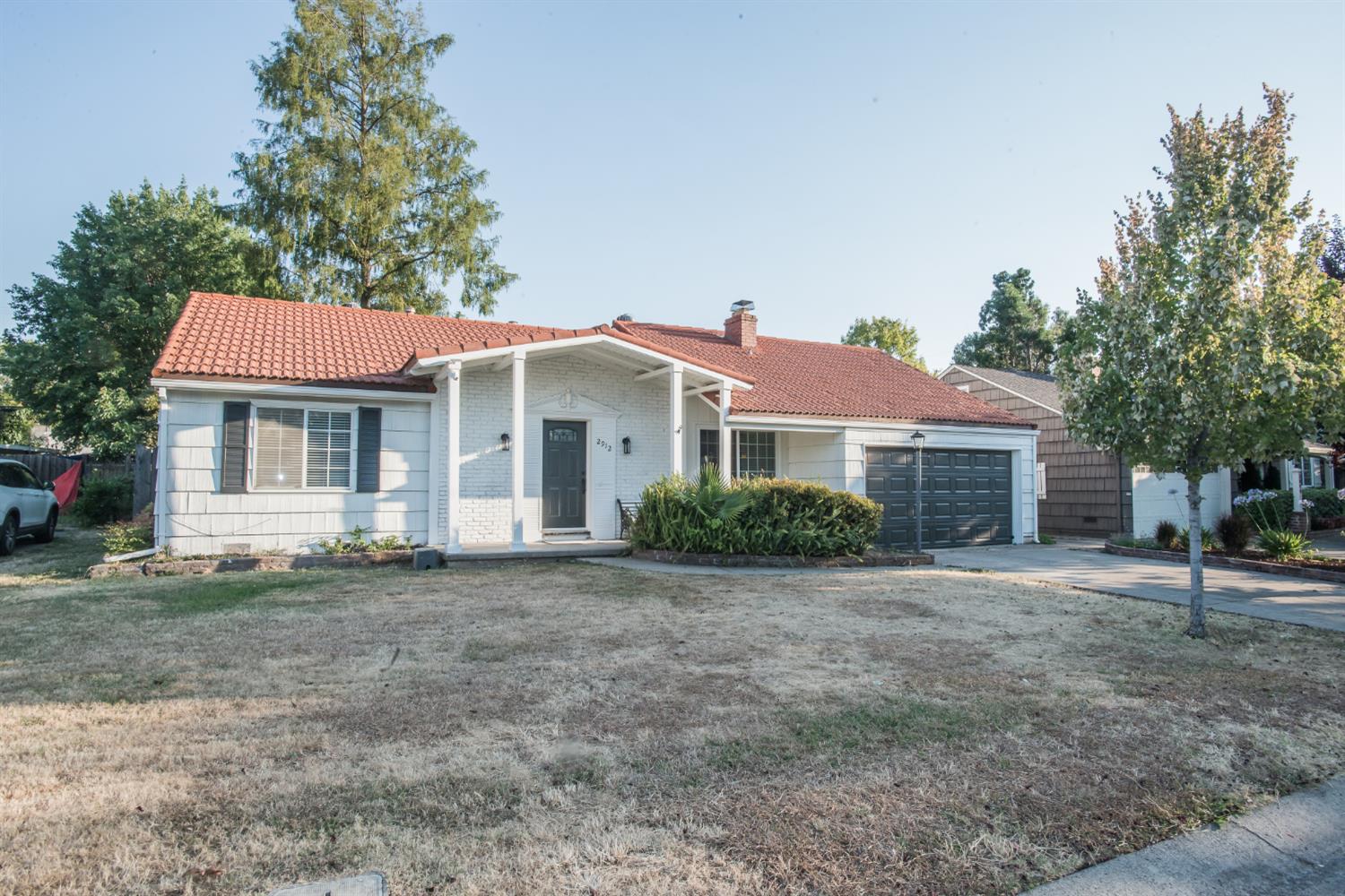 2912 Leta Lane Sacramento, CA 95821 - Photo 3 of 59