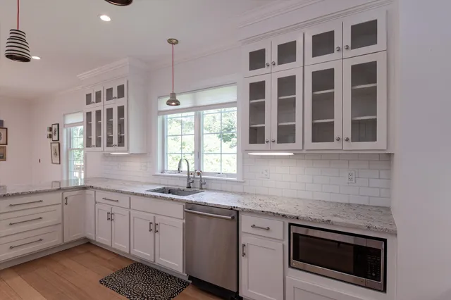 $695,000 | 153 Westminster W Road, Putney, VT 05346