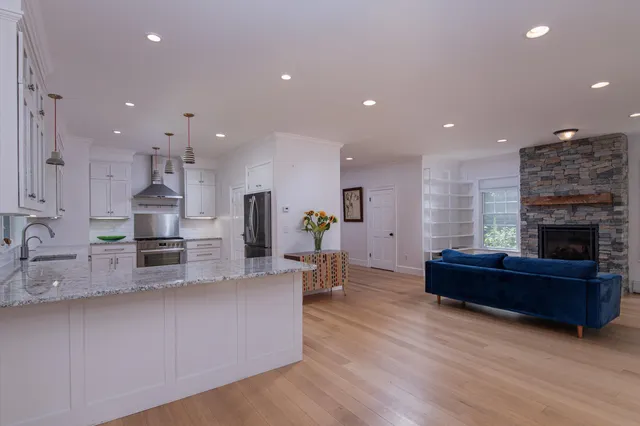 $695,000 | 153 Westminster W Road, Putney, VT 05346