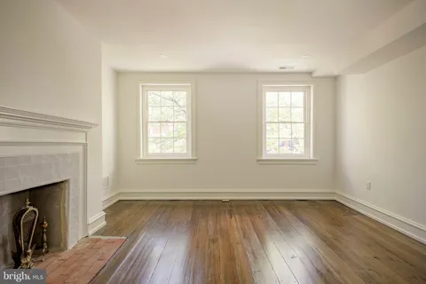 $1,495,000 | 514 Delancey Street, Philadelphia, PA 19106
