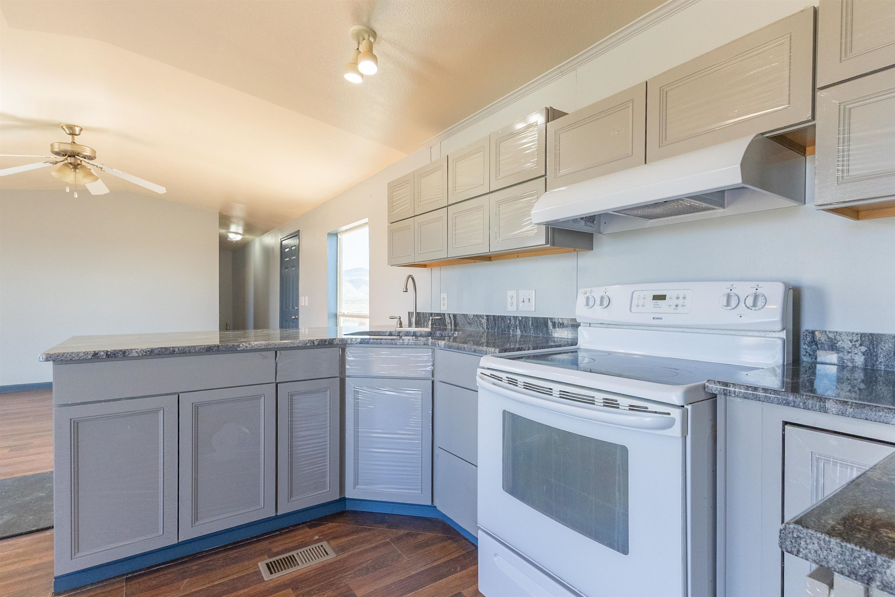 442-000 Hackstaff Road Doyle, CA 96109 - Photo 8 of 31