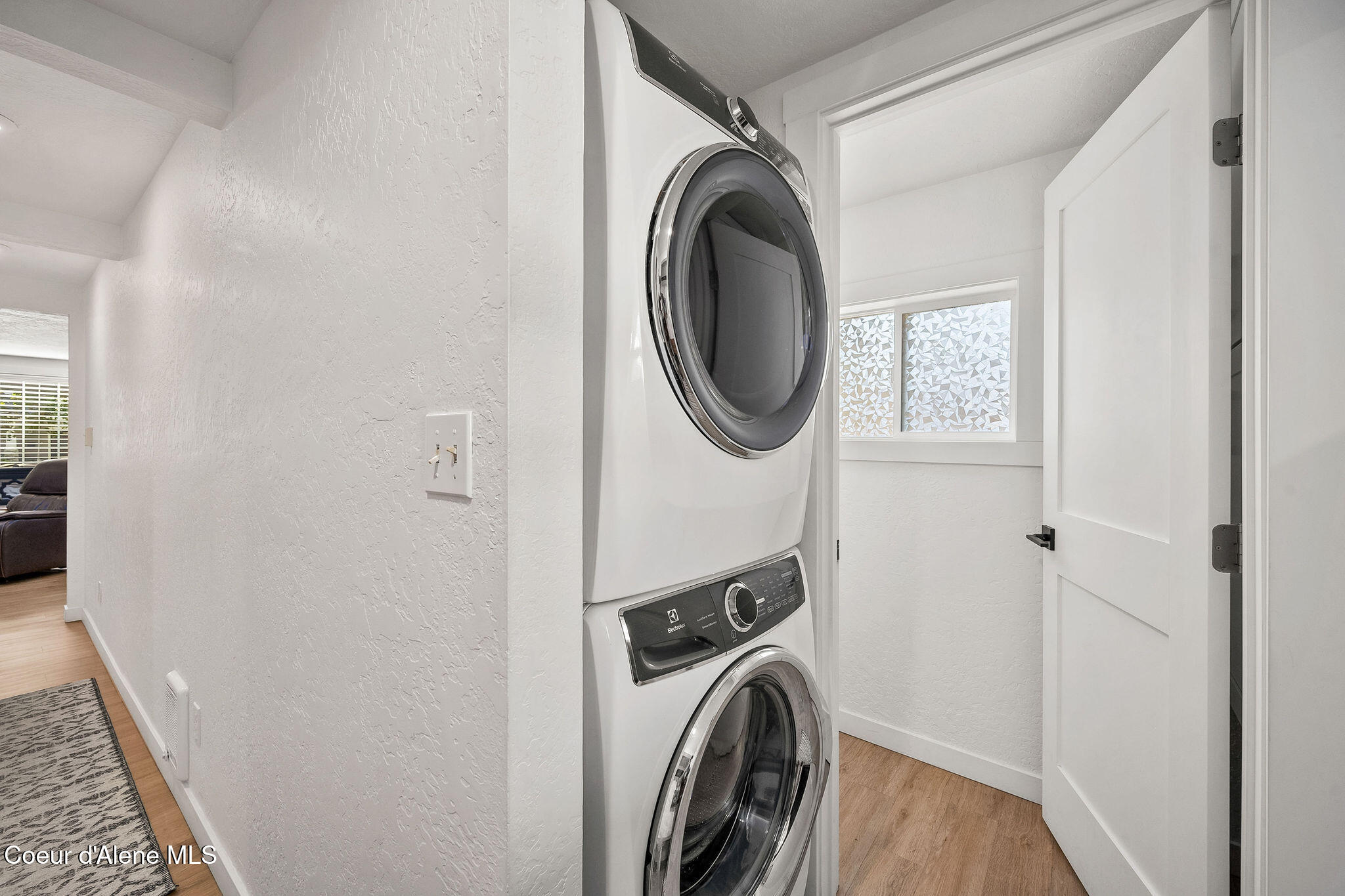 1219 Coeur D Alene Avenue Coeur D'Alene, ID 83814 - Photo 20 of 40 DSC_4262