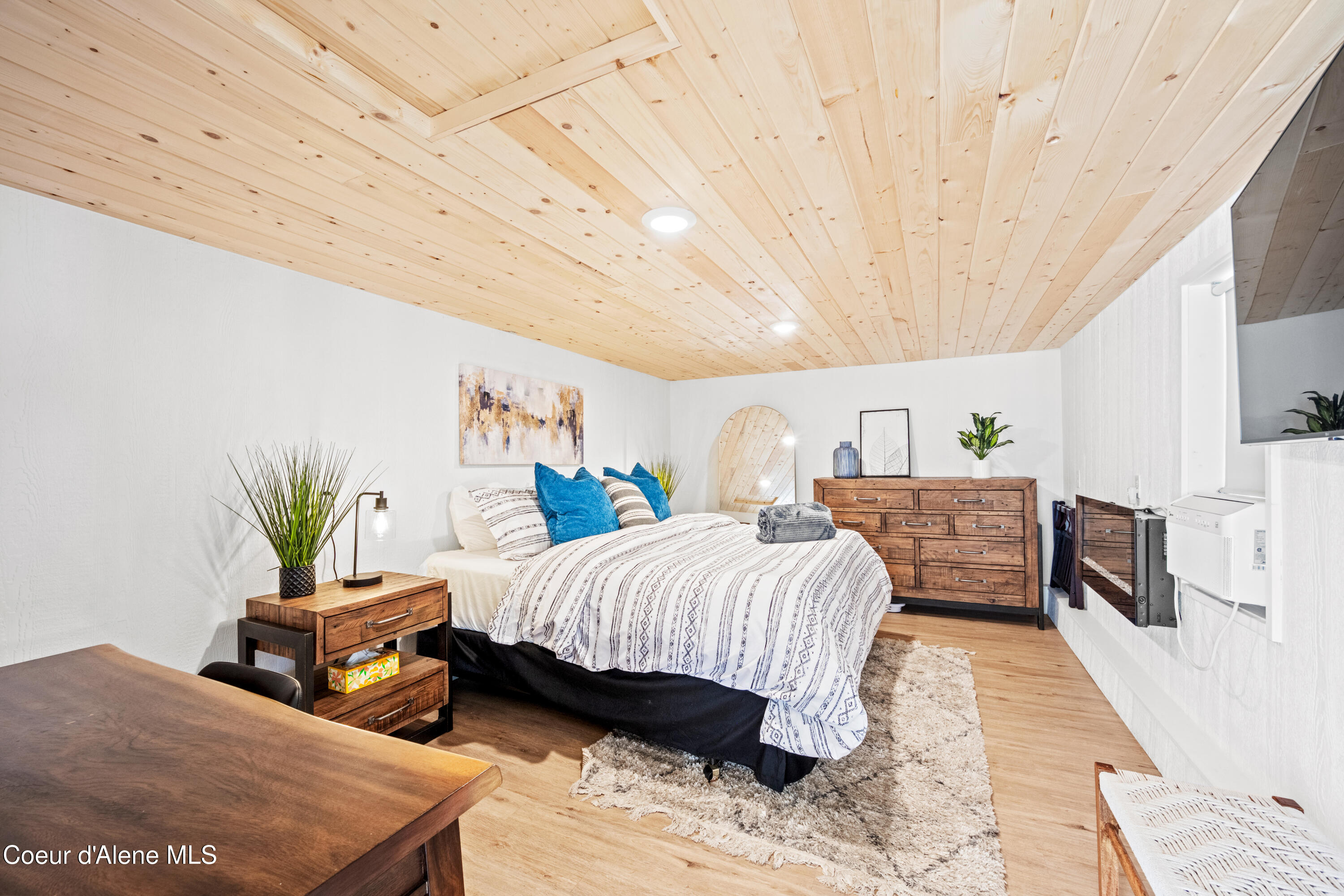 1219 Coeur D Alene Avenue Coeur D'Alene, ID 83814 - Photo 22 of 40 IMG_0186