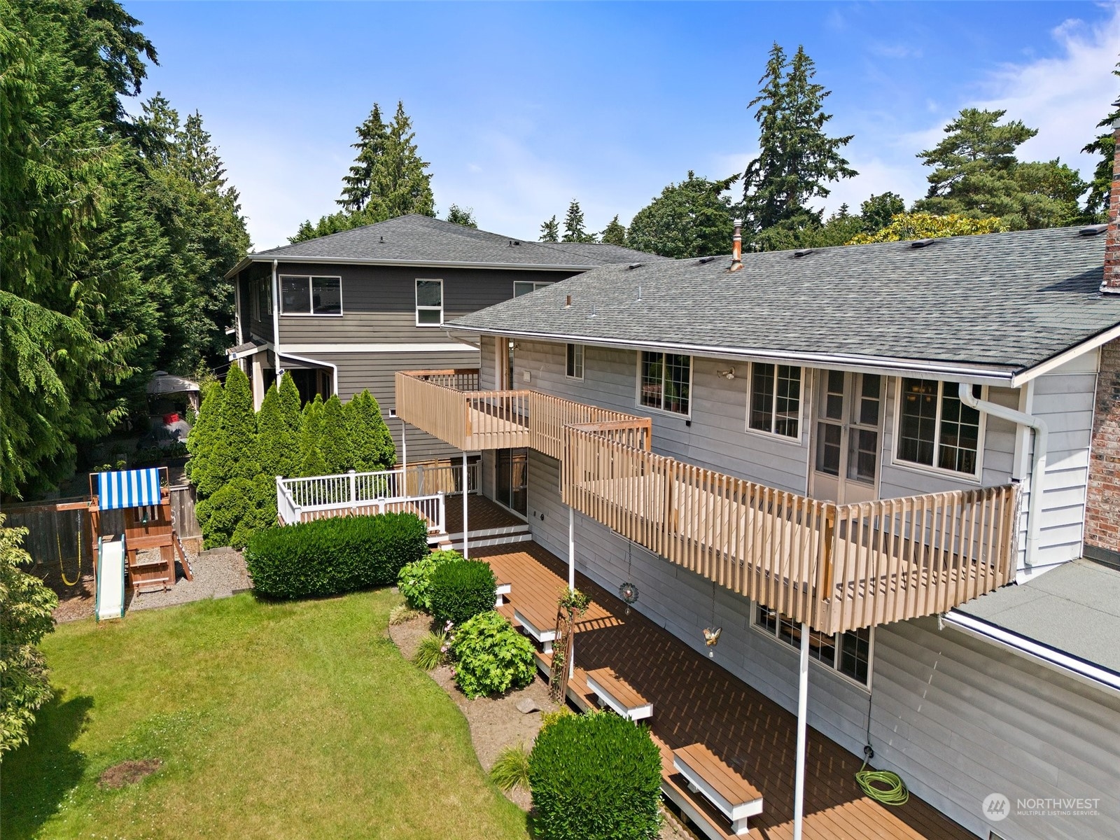 2425 Monterey Avenue Northeast Renton, WA 98056 - Photo 24 of 28