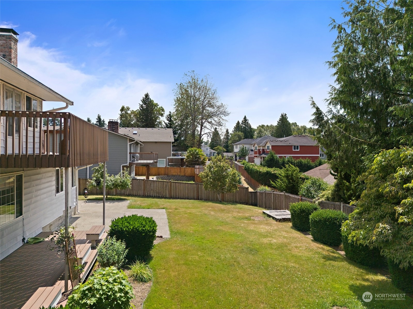 2425 Monterey Avenue Northeast Renton, WA 98056 - Photo 26 of 28