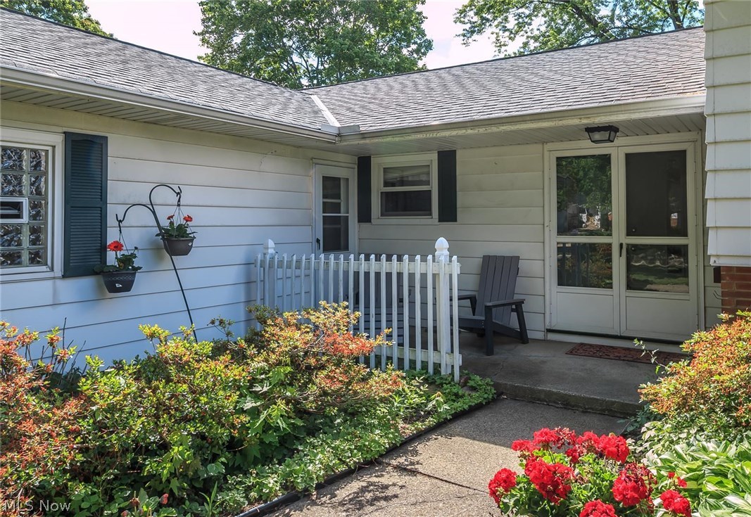 5672 Falkirk Road Lyndhurst, OH 44124 - Photo 26 of 27