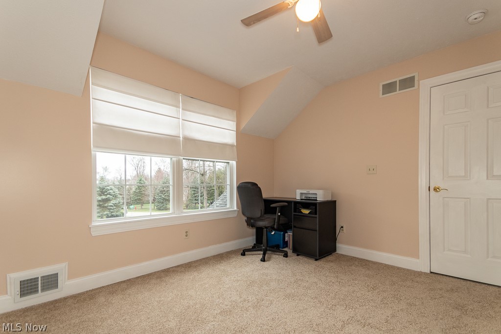 242 Overlook Road Painesville, OH 44077 - Photo 17 of 33 Bedroom or use as an office!