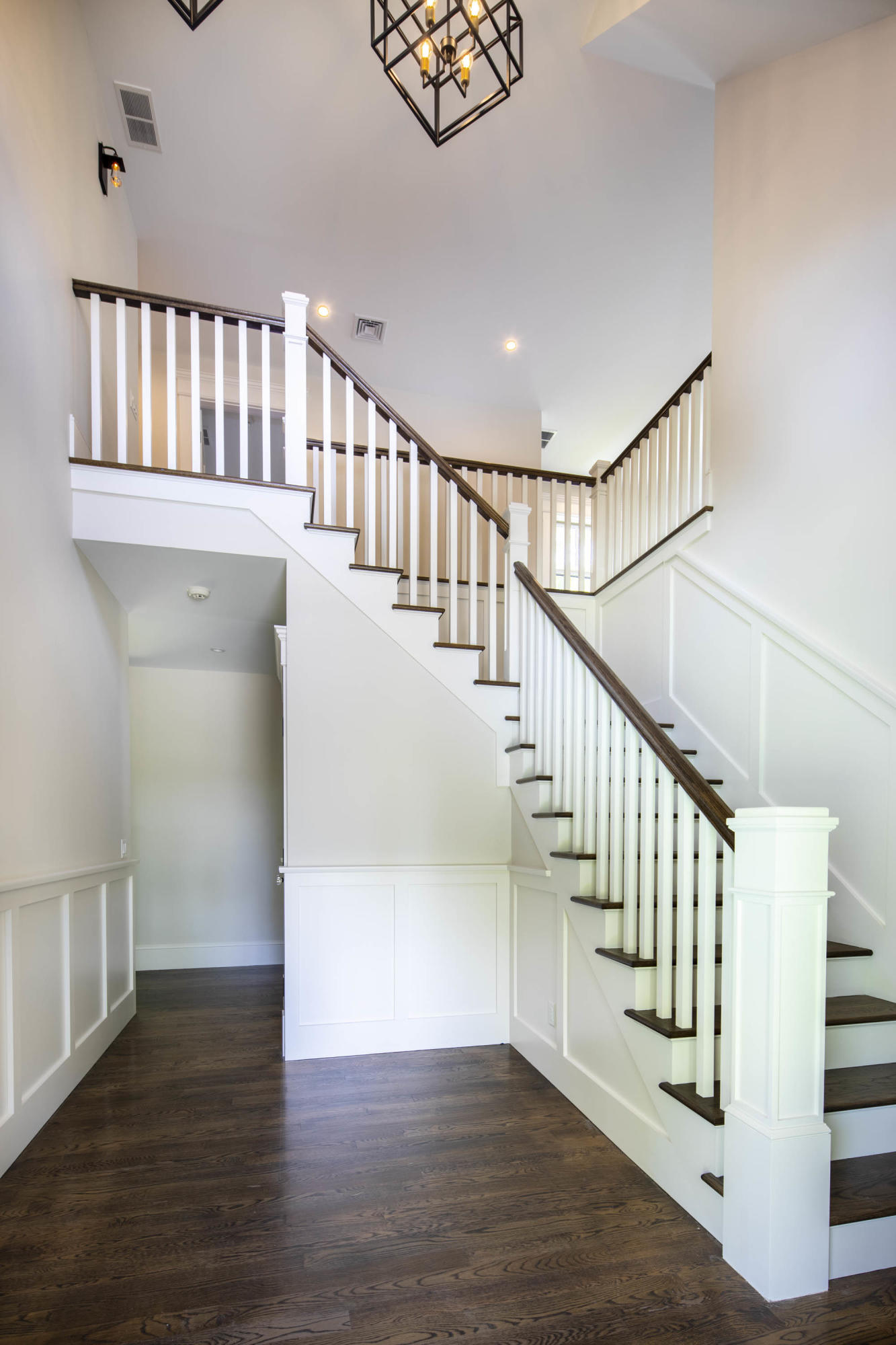 11 Gibson Road Orleans, MA 02653 - Photo 7 of 29 Foyer