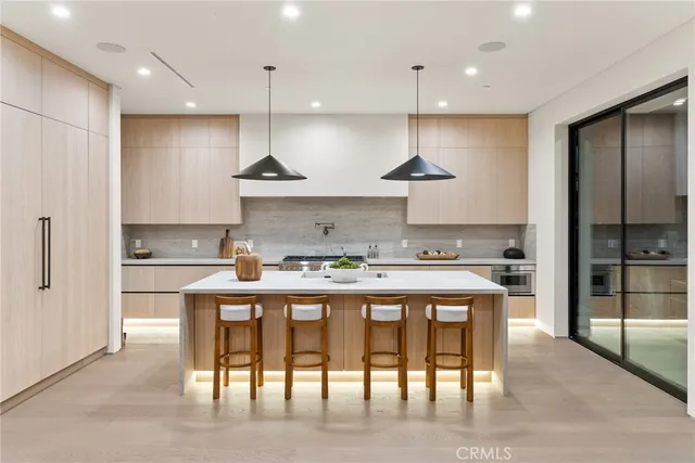 $21,000 | 14738 Otsego Street, Sherman Oaks, CA 91403