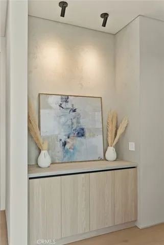 $21,000 | 14738 Otsego Street, Sherman Oaks, CA 91403