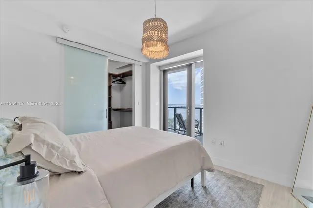 $899,000 | 1451 Brickell Avenue, Unit 1004, Miami, FL 33131