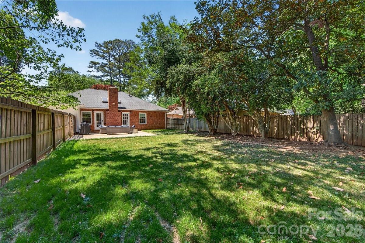 5017 Sharon View Road Charlotte, NC 28226 - Photo 31 of 32 Gallery Image 31