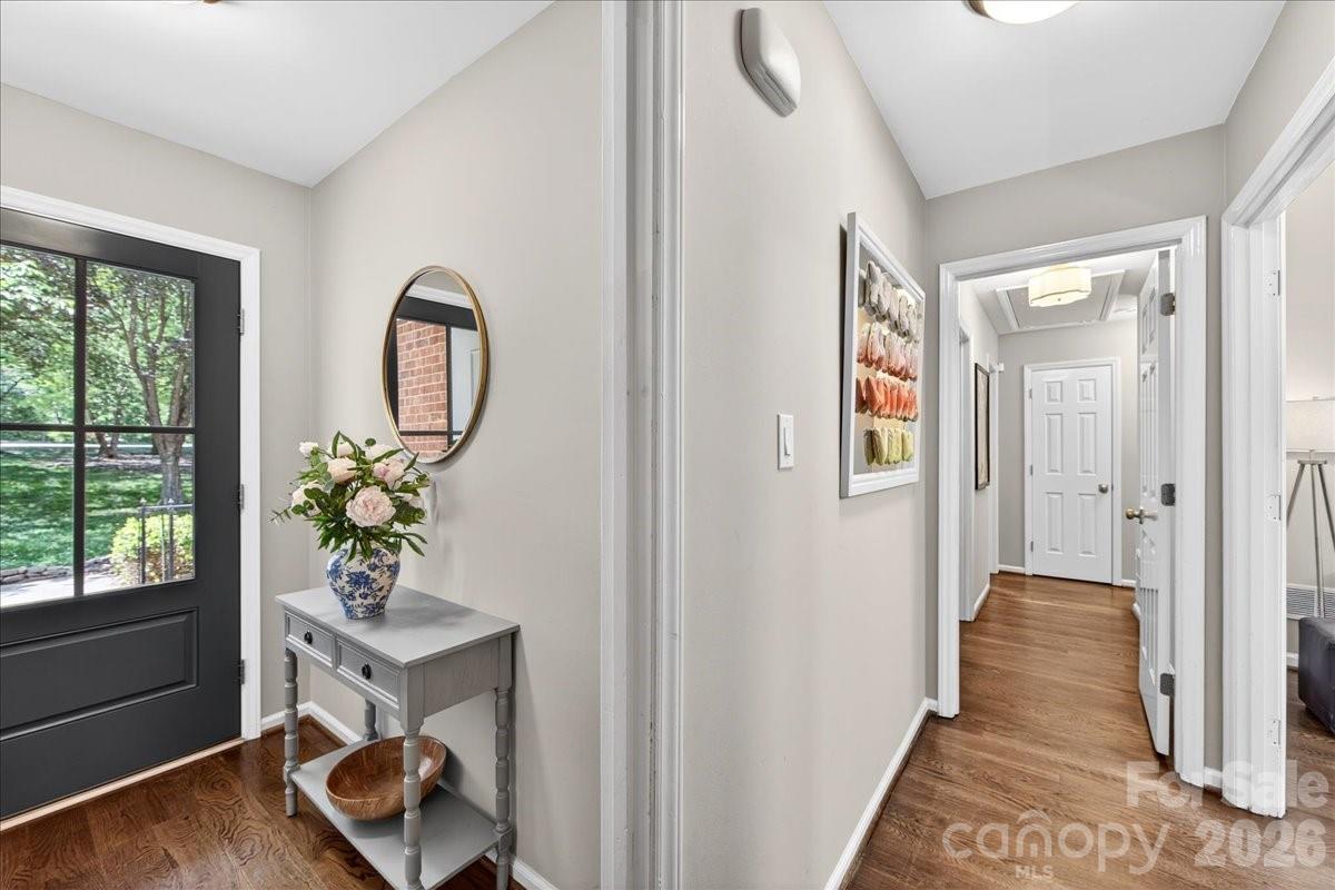 5017 Sharon View Road Charlotte, NC 28226 - Photo 7 of 32 Gallery Image 7
