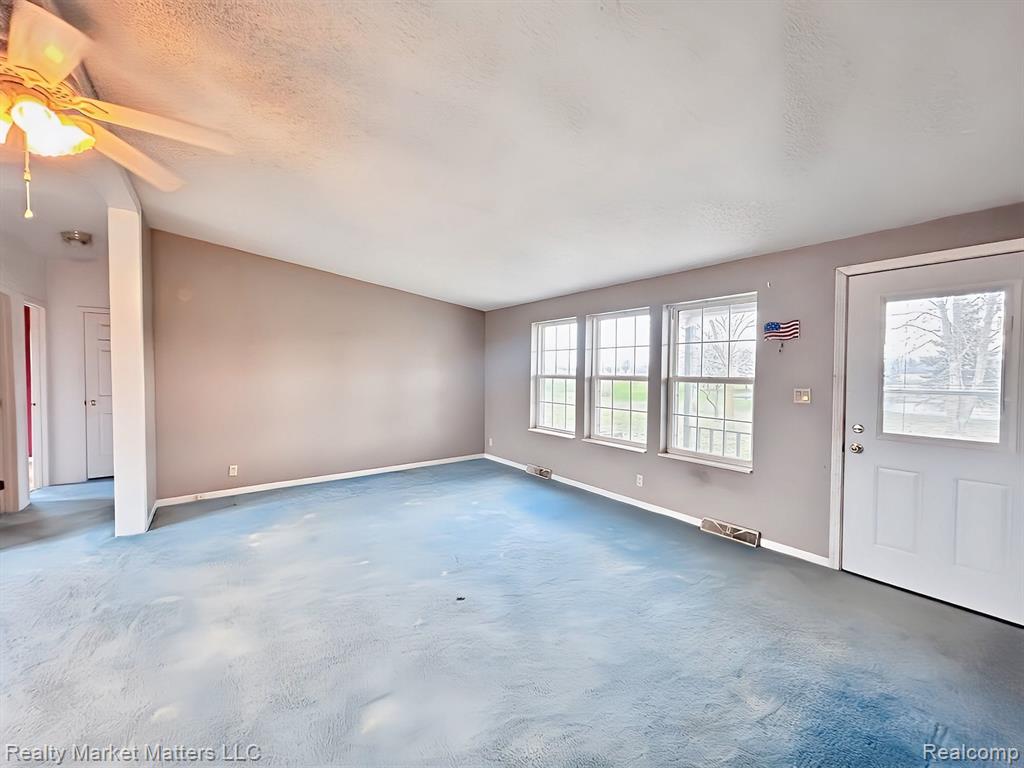 14118 Koehn Road Capac, MI 48014 - Photo 5 of 25 Gallery Image 5