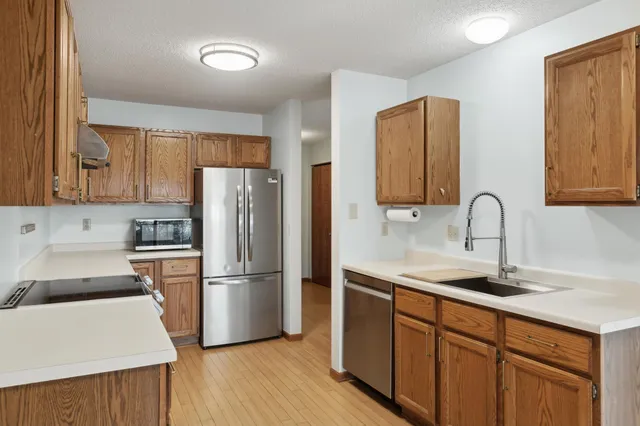 $175,000 | 32 11th Avenue South, Unit 303, Hopkins, MN 55343