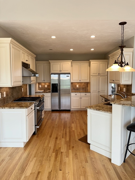 22 Valley View Way Methuen, MA 01844 - Photo 17 of 42 Gallery Image 17