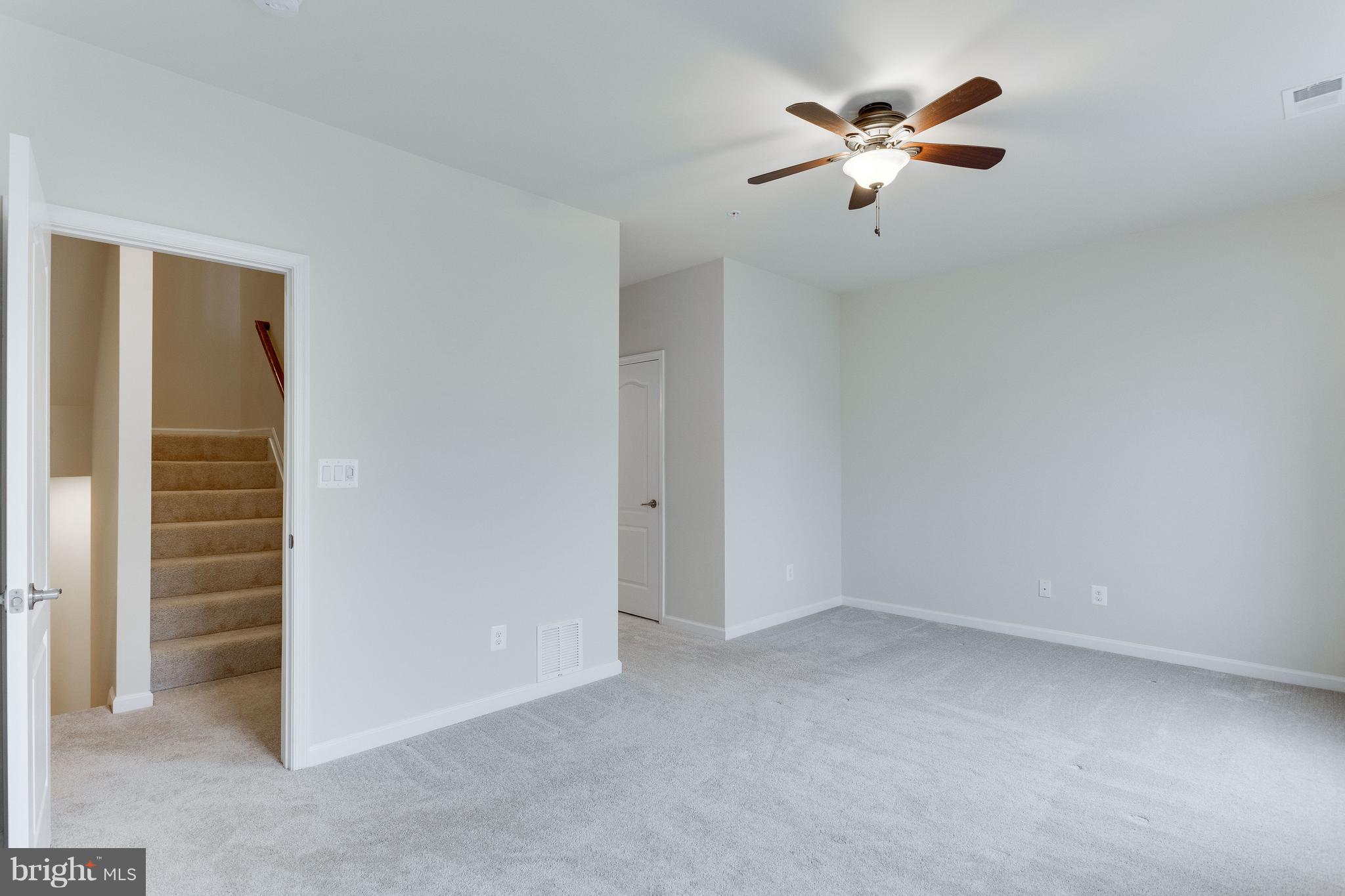 4863 Dane Ridge Circle Woodbridge, VA 22193 - Photo 16 of 30 Bedroom (Master)